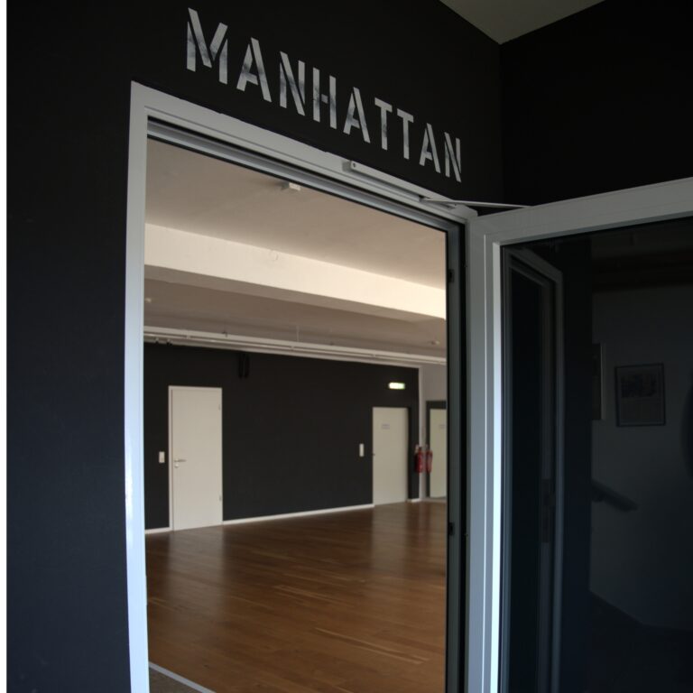 Dance Intense Factory - Tanzsaal Manhattan